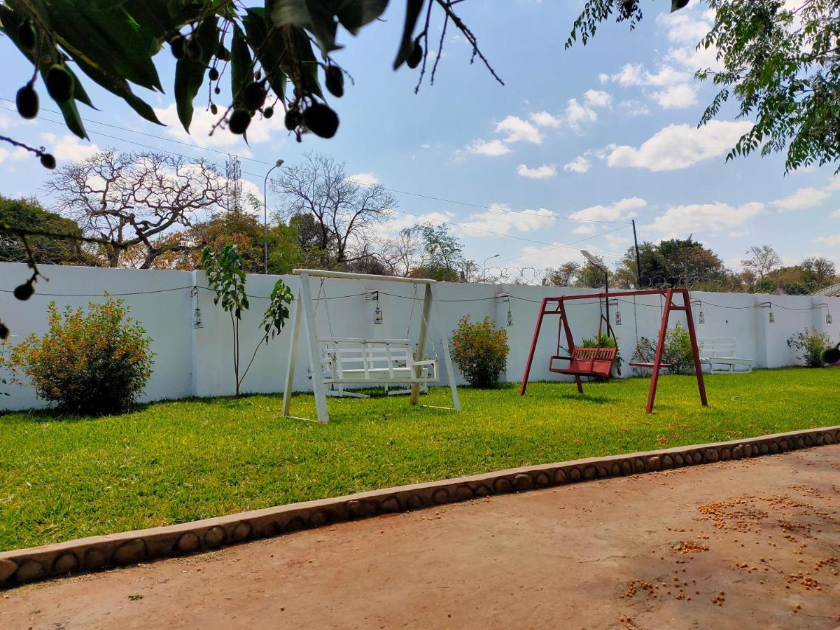 Golden Days Lodge Livingstone Exterior foto