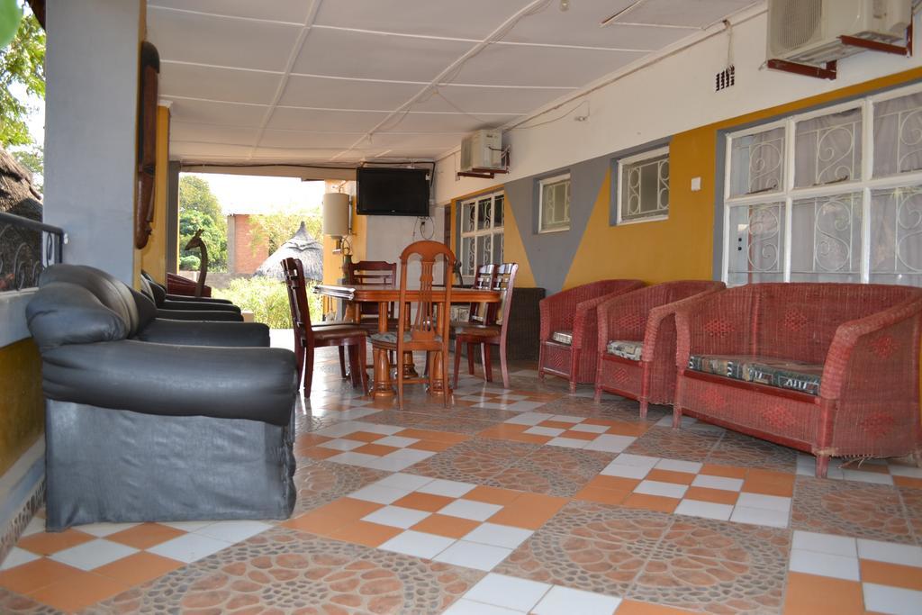 Golden Days Lodge Livingstone Exterior foto